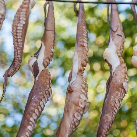 Willa Gorgeous Paros 3 Bedrooms Harmony Private Outdoor Jacuzzi Liwadia