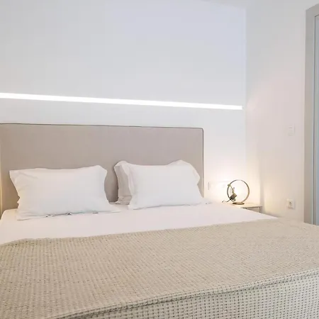 Gorgeous Paros 3 Bedrooms Harmony Private Outdoor Jacuzzi&garden Views Naousa *