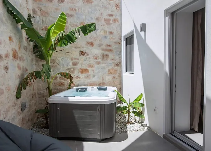 Gorgeous Paros 3 Bedrooms Harmony Private Outdoor Jacuzzi Villa *